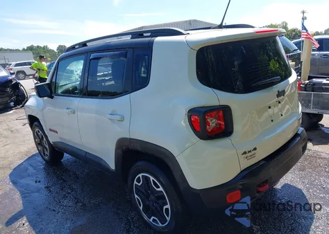 2016 Jeep Renegade Trailhawk из США, поврежденный, VIN ZACCJBCT2GPD64369